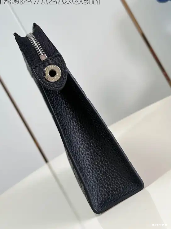 MM VUITTON LOUIS VOYAGE POCHETTE 0608